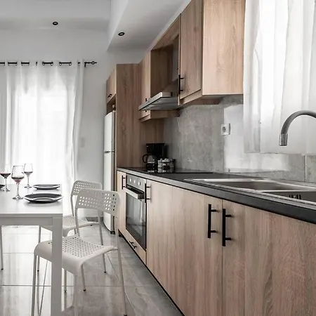 Modern & Stylish Flat For Friends & Couples 아파트 *